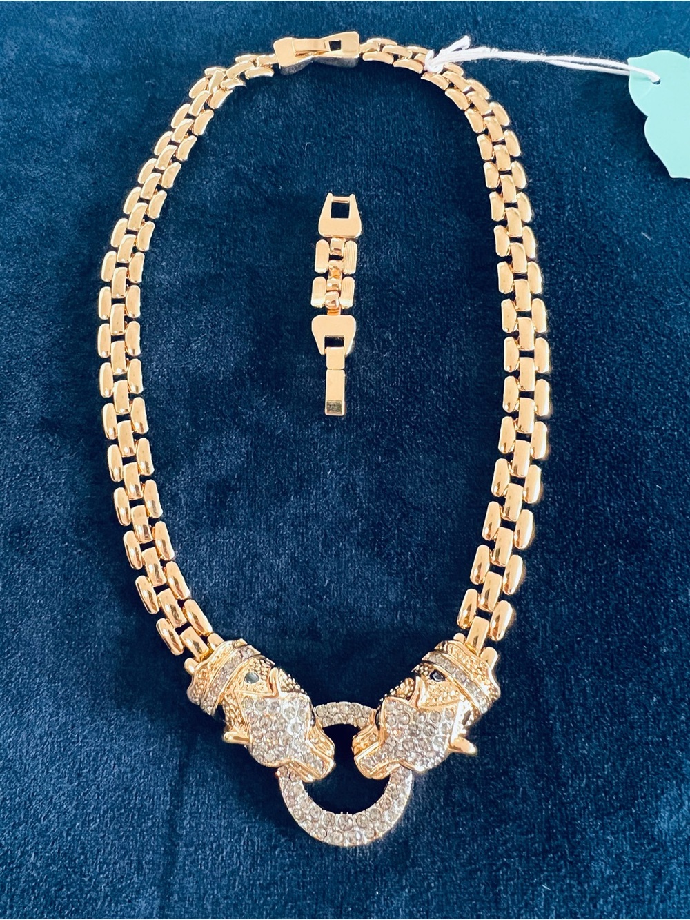 Stella & Dot Gold Lion Head Pavé Link Necklace with Crystal Ring - Picture 4 of 4